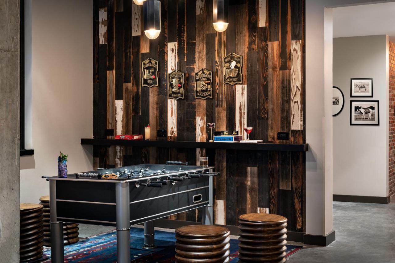 Moxy Louisville Downtown Exterior photo